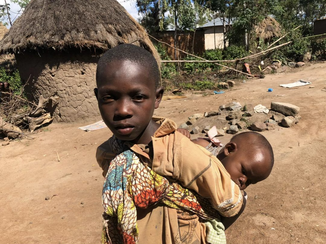 Kind in Tansania